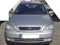 Silber metallic Gebraucht 1999 Opel Astra Kombi | 2.300 € (Teuer)