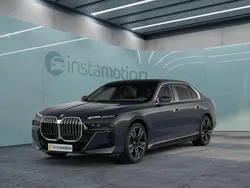Grau Gebraucht 2023 BMW i7 M Sport Limousine | 101.999 € (Teuer)