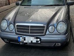 Gebraucht 1996 Mercedes E200 Limousine | 1.200 € (Superpreis)