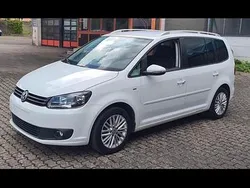 Weiß Gebraucht 2014 VW Touran Cup Van / Kleinbus | 7.500 € (Guter Preis)