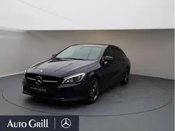 Cavansitblau (metallic) Gebraucht 2016 Mercedes CLA200 Shooting Brake Kombi | 10.990 € (Guter Preis)