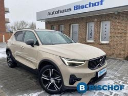 Beige Gebraucht 2025 Volvo XC40 Plus SUV | 35.990 € (Guter Preis)