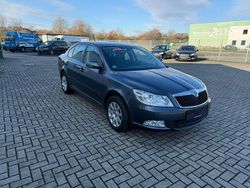 Anthracitegrau metallic Gebraucht 2012 Skoda Octavia Ambiente Limousine | 4.500 € (Superpreis)