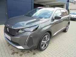 Platinumgrau Gebraucht 2024 Peugeot 5008 Allure Van / Kleinbus | 35.850 € (Fairer Preis)