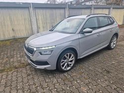 Grau Gebraucht 2020 Skoda Kamiq SUV | 17.850 € (Guter Preis)