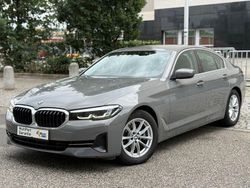 Grau Gebraucht 2021 BMW 520 Performance Limousine | 23.790 € (Guter Preis)