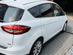 Weiß Gebraucht 2015 Ford C-MAX Business Edition Van / Kleinbus | 6.600 € (Guter Preis)