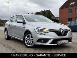 Grau Gebraucht 2018 Renault Mégane IV Business Limousine | 9.399 € (Fairer Preis)