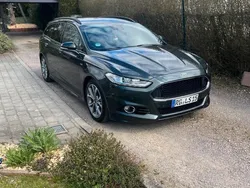 Grün Gebraucht 2018 Ford Mondeo ST-Line Kombi | 18.900 € (Teuer)