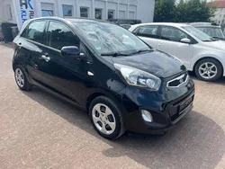 Schwarz Gebraucht 2014 Kia Picanto DREAM-TEAM Edition Kleinwagen | 3.999 € (Fairer Preis)