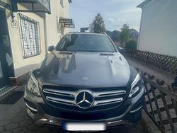 Grau Gebraucht 2018 Mercedes GLE400 SUV | 29.999 € (Etwas zu teuer)