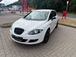 Weiß Gebraucht 2007 Seat Leon Limousine | 2.500 € (Guter Preis)