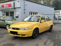 Gelb Gebraucht 1997 Chevrolet Nexia Kleinwagen | 2.000 €