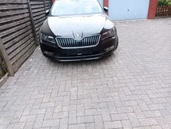 Braun Gebraucht 2018 Skoda Superb Active Kombi | 17.700 € (Fairer Preis)