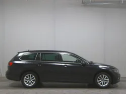 Schwarz Gebraucht 2023 VW Passat Business Kombi | 18.980 € (Superpreis)