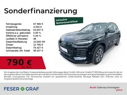 Mythosschwarz metallic Gebraucht 2024 Audi Q6 e-tron Ambiente SUV | 67.980 € (Superpreis)