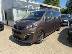 Grau Gebraucht 2019 Peugeot Traveller Van / Kleinbus | 23.990 € (Guter Preis)