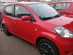 Rot Gebraucht 2010 Daihatsu Sirion Kleinwagen | 2.850 € (Fairer Preis)