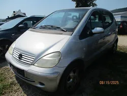 Grau Gebraucht 2002 Mercedes A160 Classic Van / Kleinbus | 650 € (Superpreis)