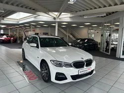 Weiß Gebraucht 2022 BMW 330e M Sport Kombi | 35.950 € (Guter Preis)