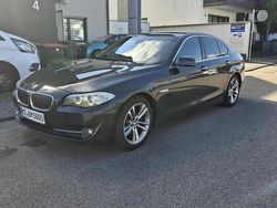 Silber Gebraucht 2010 BMW 520 Limousine | 10.999 €