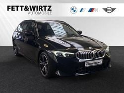 Saphirschwarz Gebraucht 2024 BMW 330 Efficient Dynamics Kombi | 36.800 € (Superpreis)
