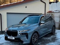 Grau Gebraucht 2023 BMW X7 M Sport SUV | 77.999 € (Fairer Preis)