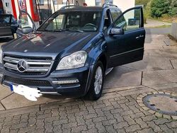 Grau Gebraucht 2025 Mercedes 350 AMG SUV | 21.500 €