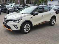 Beige Gebraucht 2020 Renault Captur Intens SUV | 16.890 € (Fairer Preis)
