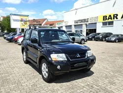 Schwarz Gebraucht 2006 Mitsubishi Pajero SUV | 6.450 €