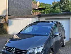 Grau Gebraucht 2011 VW Sharan Comfortline Van / Kleinbus | 11.299 € (Etwas zu teuer)
