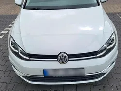 Weiß Gebraucht 2018 VW Golf VII Join Limousine | 15.500 € (Guter Preis)