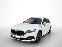 Candyweiß Gebraucht 2022 Skoda Octavia Ambition Kombi | 23.130 € (Fairer Preis)