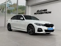 Weiß Gebraucht 2021 BMW 330 M Sport Limousine | 31.490 € (Superpreis)