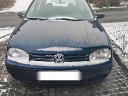 Blau Gebraucht 2000 VW Golf IV Kleinwagen | 650 € (Guter Preis)