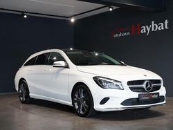 Weiß Gebraucht 2018 Mercedes CLA200 Shooting Brake Kombi | 18.950 € (Fairer Preis)