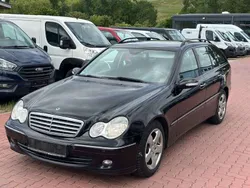 Obsidianschwarz metalliclack Gebraucht 2006 Mercedes C220 Kombi | 2.990 € (Fairer Preis)