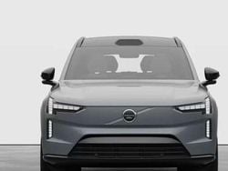 Vapour grey / metallic Gebraucht 2024 Volvo EX90 Performance SUV | 87.890 €