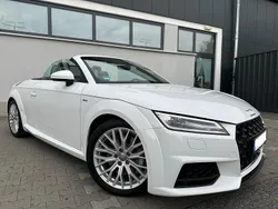 Weiß Gebraucht 2021 Audi TT Roadster S-Line Cabrio | 28.999 €