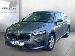 Grau Gebraucht 2025 Skoda Scala Essence Kleinwagen | 22.990 € (Fairer Preis)