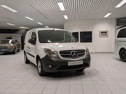 Weiß Gebraucht 2014 Mercedes Citan 108 Van / Kleinbus | 8.100 € (Fairer Preis)