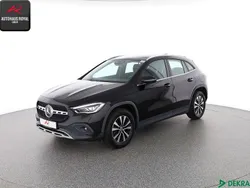 Schwarz Gebraucht 2020 Mercedes GLA200 Style SUV | 33.880 € (Fairer Preis)