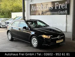 Schwarz Gebraucht 2021 Mercedes A180 Limousine | 18.890 € (Guter Preis)