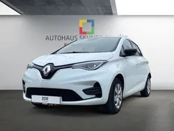 Weiß Gebraucht 2021 Renault Zoe Life Kleinwagen | 15.990 € (Etwas zu teuer)