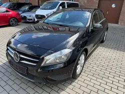 Schwarz Gebraucht 2013 Mercedes A180 Limousine | 10.888 € (Guter Preis)