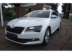 Weiß Gebraucht 2016 Skoda Superb Style Limousine | 14.900 € (Fairer Preis)