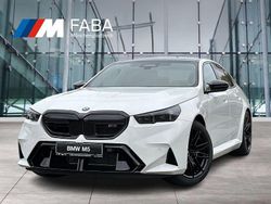 Weiß Neu 2025 BMW M5 Shadowline Limousine | 139.980 € (Guter Preis)