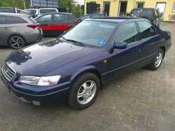 Blau Gebraucht 1998 Toyota Camry Limousine | 4.950 €