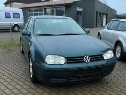 Grün Gebraucht 1999 VW Golf IV Kleinwagen | 500 € (Guter Preis)