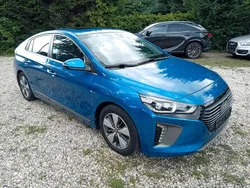 Blau Gebraucht 2017 Hyundai Ioniq Premium Limousine | 13.699 € (Teuer)